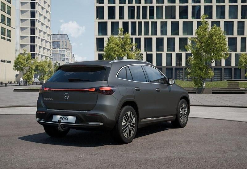 Gebraucht Mercedes EQA250+ Progressive 139 kW (190 PS) 2025 Grau manufaktur magnolack man SUV