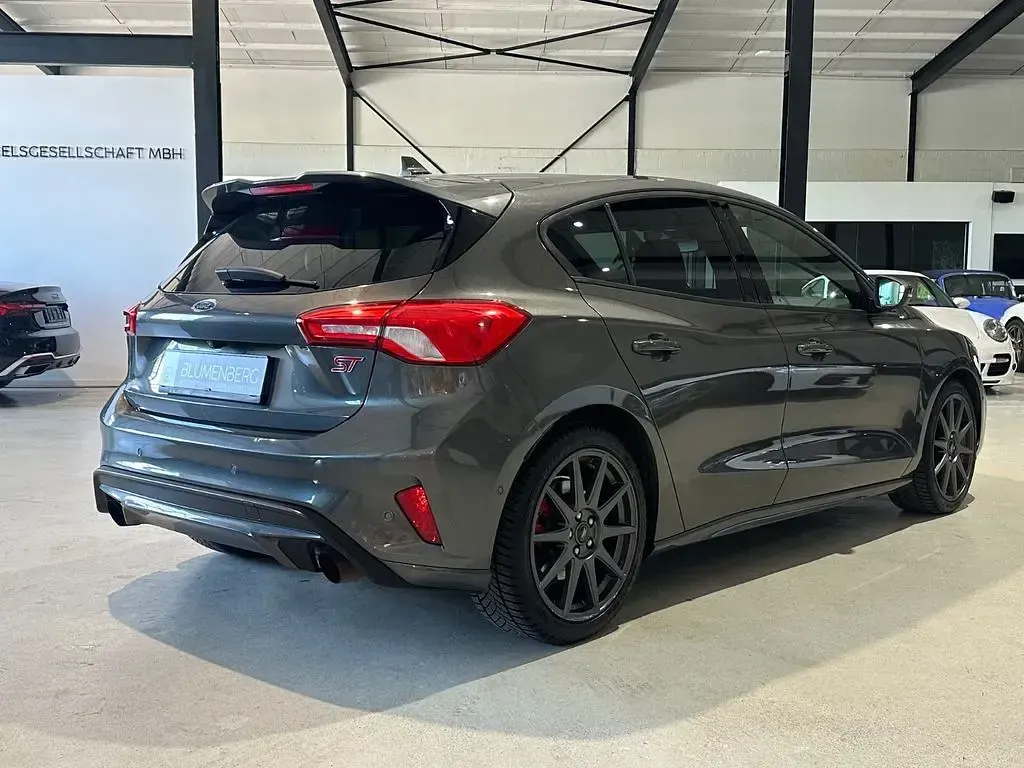 Gebraucht Ford Focus ST 280 PS (205 kW) 2020 Magnetic Limousine