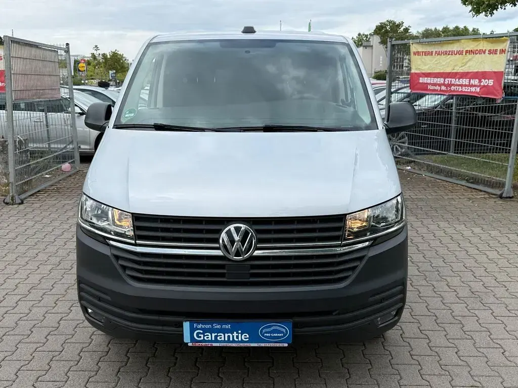 Używany VW Transporter 110 KM (80 kW) 2022 Srebrny Van