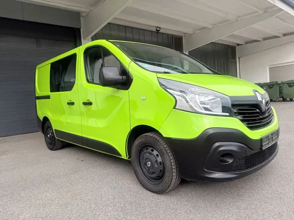 Gebraucht Renault Trafic 116 PS (85 kW) 2015 Grün Van / Kleinbus