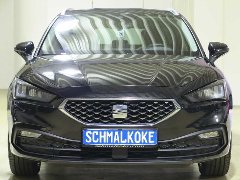 Midnight black (metallic) Gebraucht 2021 Seat Leon XCELLENCE Kombi | 19.950 € (Superpreis) - Bild 1/4