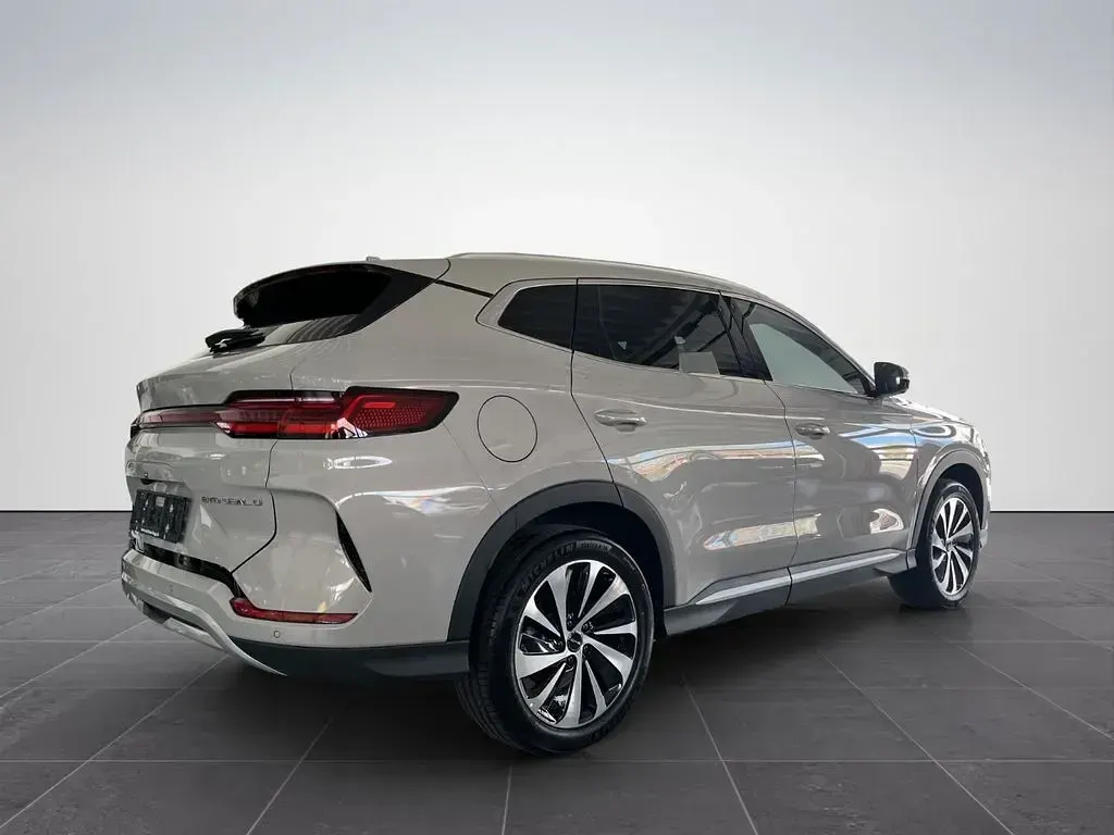 Neu BYD Seal U Design 160 kW (218 PS) 2025 Boundless cloud SUV