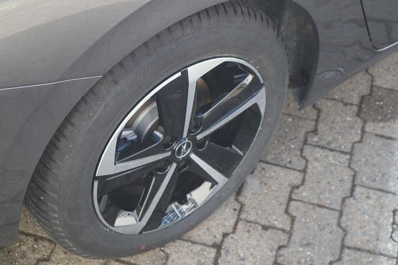 Używany Opel Astra 131 KM (96 kW) 2025 Szary Kombi
