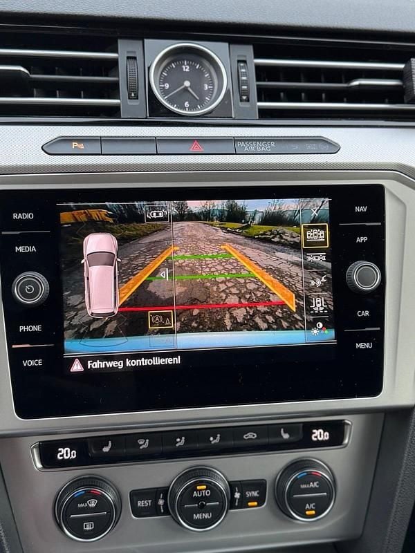 Gebraucht VW Passat Comfortline 150 PS (110 kW) 2019 Silber Kombi