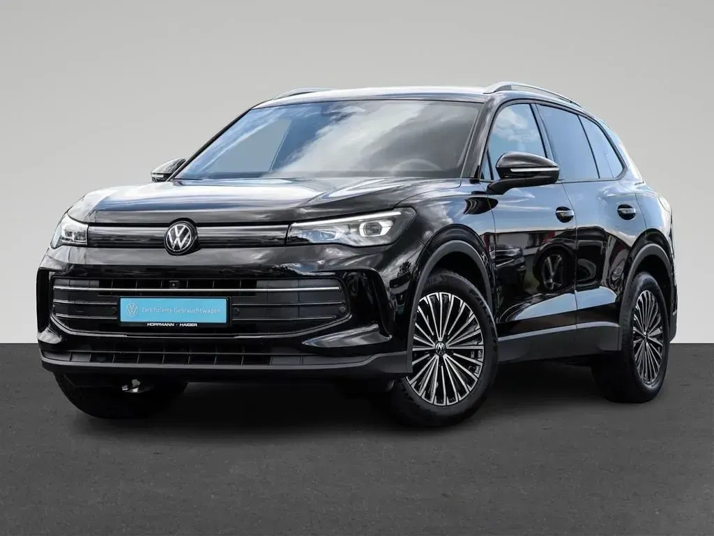 Gebraucht VW Tiguan Goal 150 PS (110 kW) 2025 Schwarz SUV