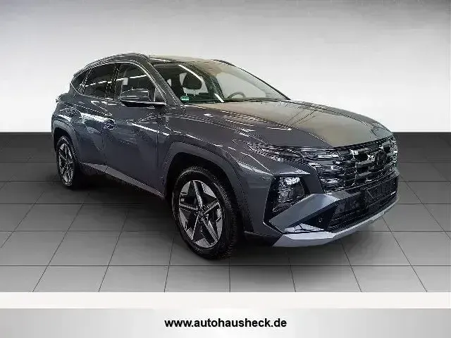 Gebraucht Hyundai Tucson Trend 160 PS (117 kW) 2025 Ecotronic grey / mic SUV