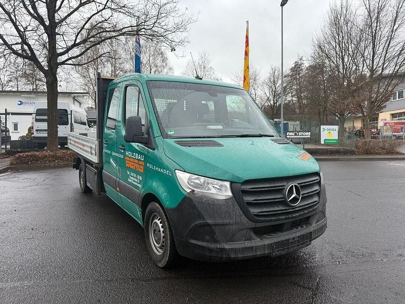 Grün Gebraucht 2020 Mercedes Sprinter Van | 23.990 € (Fairer Preis) - Bild 1/4