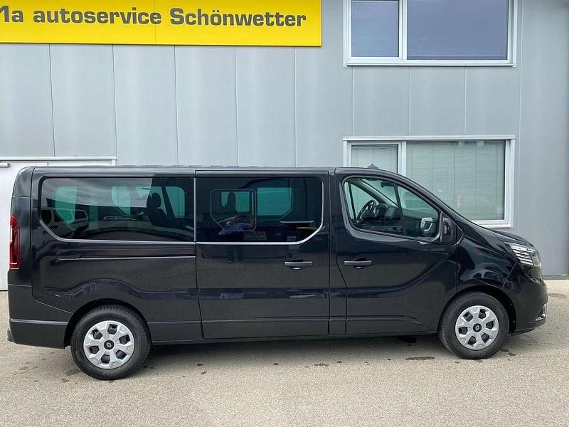 Gebraucht Renault Trafic Evolution 170 PS (125 kW) 2024 Schwarz Van / Kleinbus