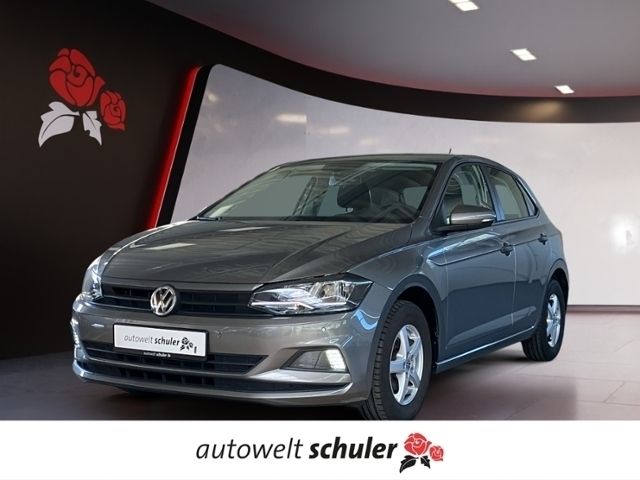 Limestone grey metallic (metallic) Gebraucht 2019 VW Polo Trendline Limousine | 13.880 € (Fairer Preis) - Bild 1/4