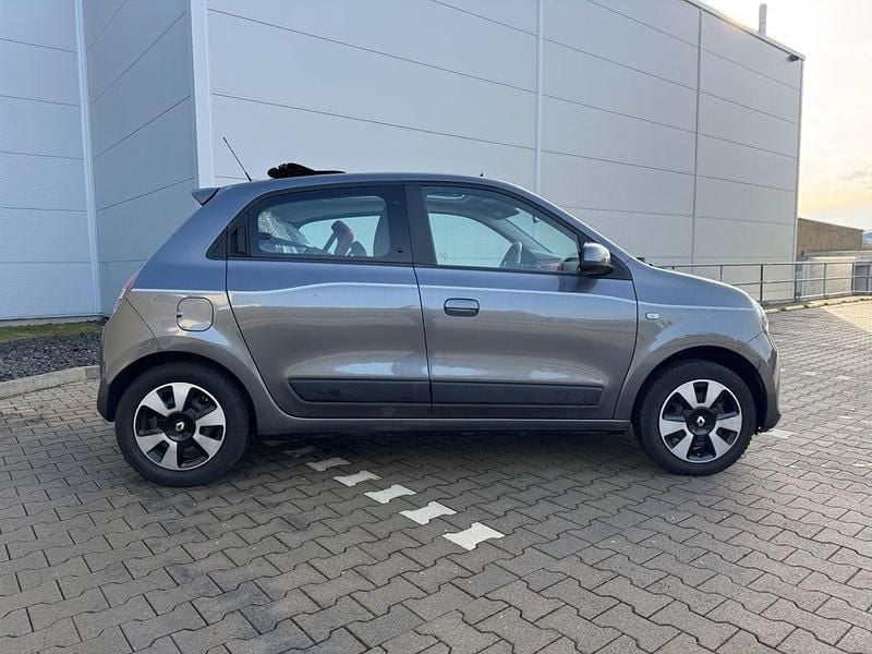 Gebraucht Renault Twingo Liberty 71 PS (52 kW) 2017 Grau Kleinwagen