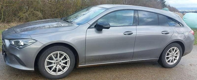 Gebraucht Mercedes CLA200 Shooting Brake Progressive 150 PS (110 kW) 2022 Kombi