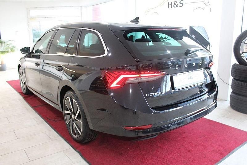 Gebraucht Skoda Octavia Ambiente 150 PS (110 kW) 2020 Schwarzmagic perleffekt Kombi