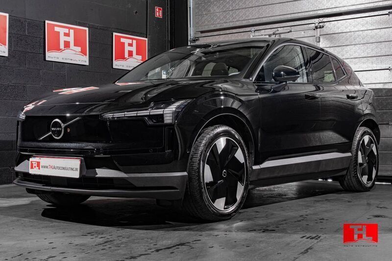 Schwarz Gebraucht 2024 Volvo EX30 Performance SUV | 42.900 € - Bild 1/4
