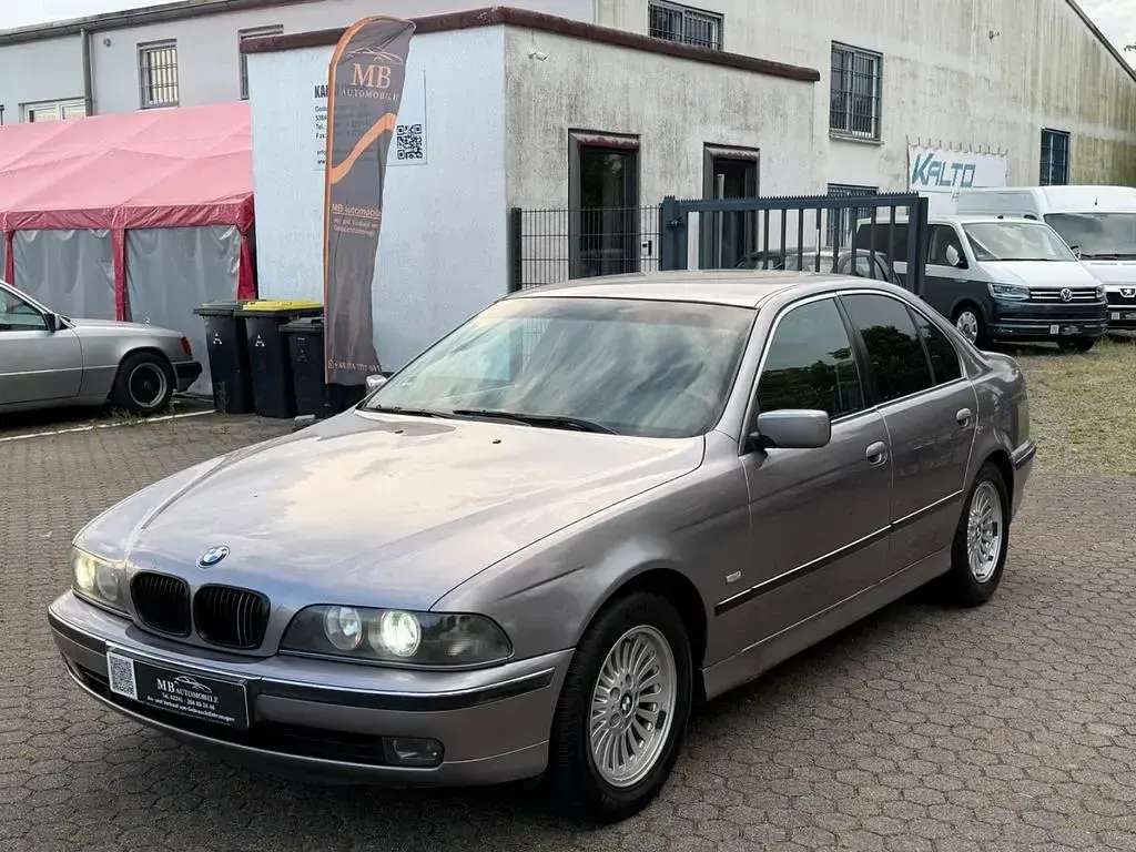 Gebraucht BMW 523 170 PS (125 kW) 1997 Grau Limousine