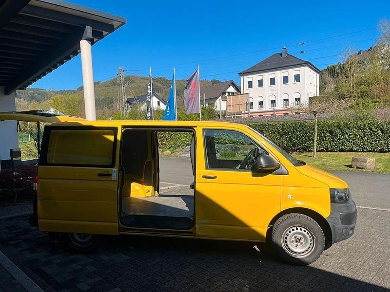 Gebraucht VW Transporter 84 PS (61 kW) 2014 Gelb Van