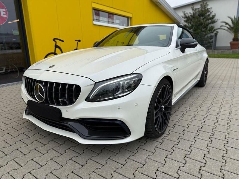 Weiß Gebraucht 2020 Mercedes C63S AMG AMG Cabrio | 67.900 € (Fairer Preis) - Bild 1/4