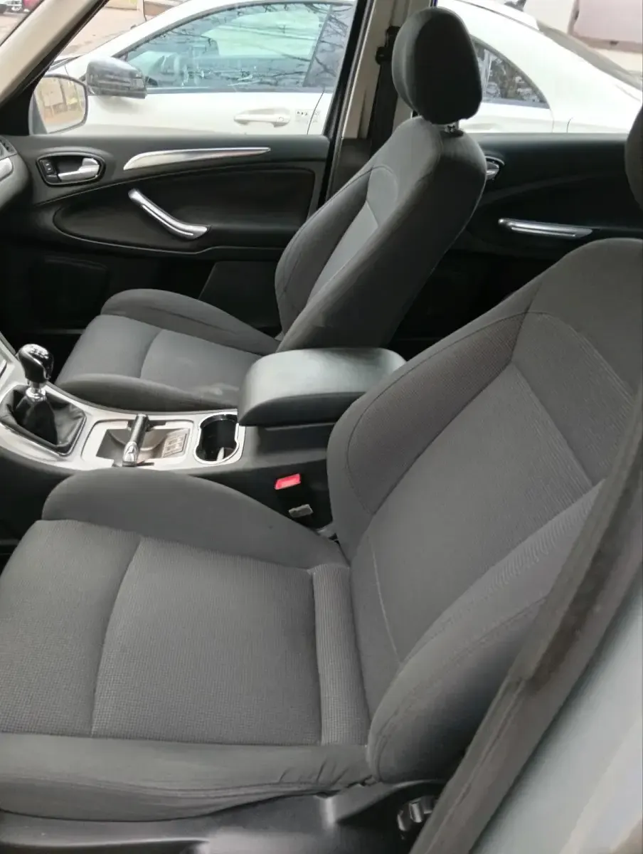 Gebraucht Ford S-MAX S 175 PS (128 kW) 2009 Grau Van / Kleinbus