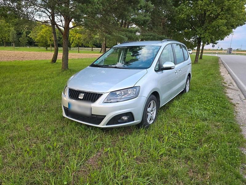 Silber Gebraucht 2010 Seat Alhambra Style Van / Kleinbus | 6.499 € (Fairer Preis) - Bild 1/4