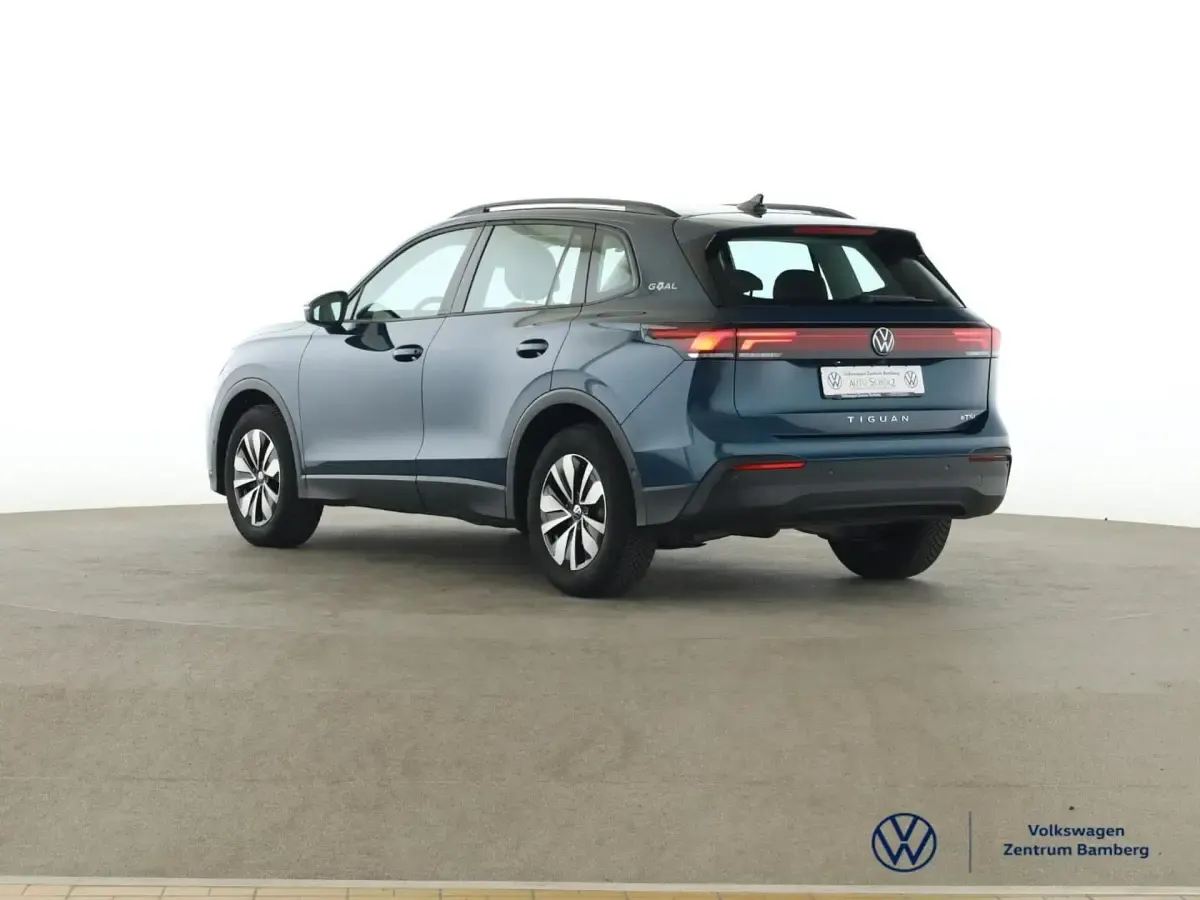 Gebraucht VW Tiguan Goal 131 PS (96 kW) 2025 Blau SUV