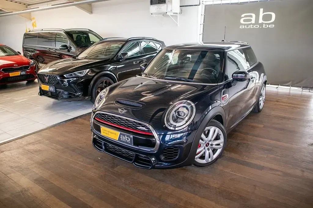 Gebraucht Mini John Cooper Works 231 PS (169 kW) 2020 Blau Kleinwagen