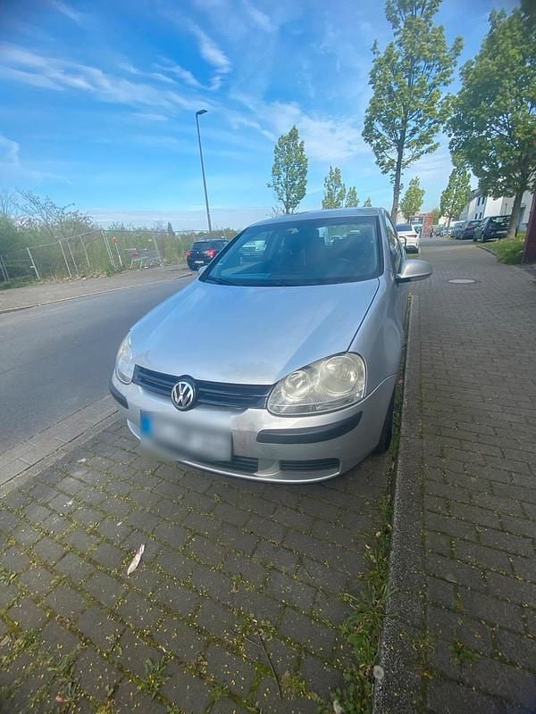 Gebraucht VW Golf V 75 PS (55 kW) 2004 Silber Kleinwagen