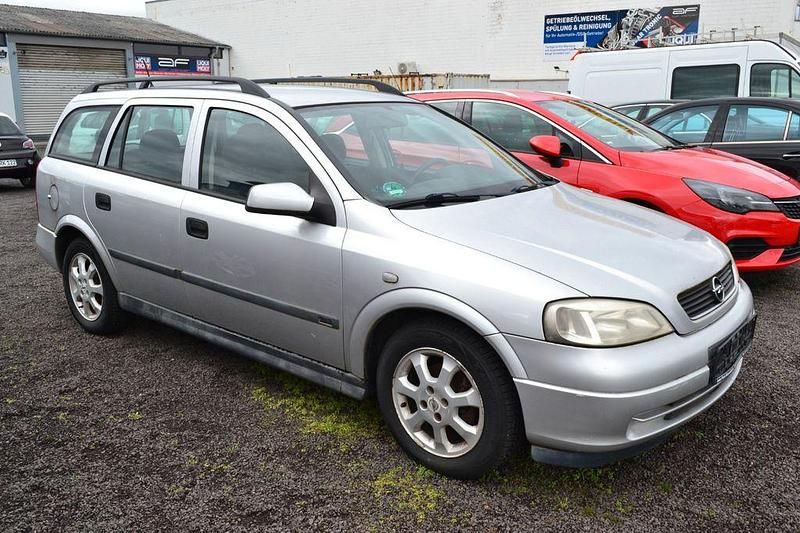 Gebraucht Opel Astra Selection 101 PS (74 kW) 2001 Silber Kombi