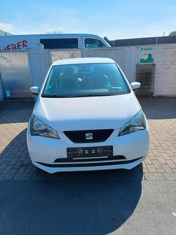 Weiß Gebraucht 2014 Seat Mii Kleinwagen | 4.000 € (Guter Preis) - Bild 1/4