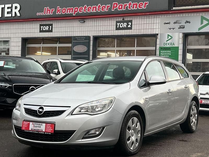 Gebraucht Opel Astra Selection 110 PS (80 kW) 2011 Grau Kombi