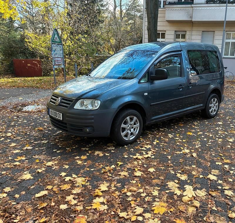 Grau Gebraucht 2005 VW Caddy Van / Kleinbus | 3.190 € (Teuer) - Bild 1/4