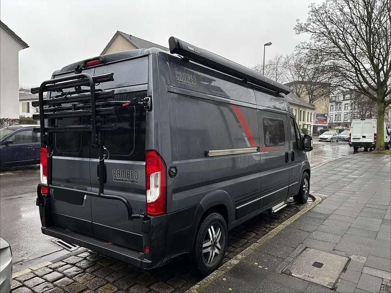 Gebraucht Buerstner Campeo 120 PS (88 kW) 2021 Grau Van