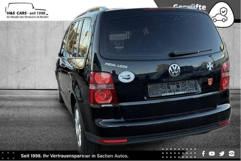Gebraucht VW Touran 140 PS (102 kW) 2008 Schwarz Van / Kleinbus