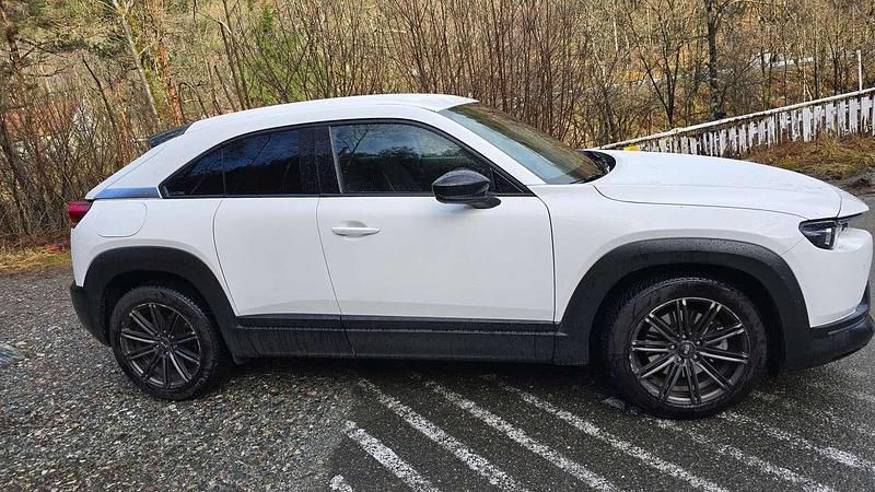 Gebraucht Mazda MX30 Edition 106 kW (145 PS) 2021 Weiß SUV