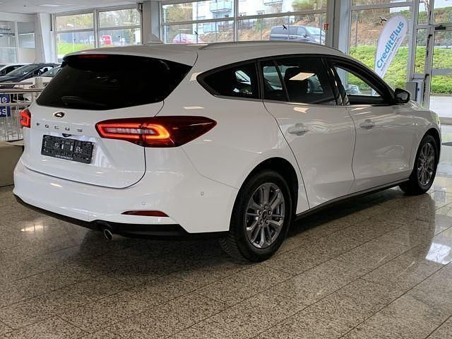 Gebraucht Ford Focus Titanium 116 PS (85 kW) 2023 Weiss Kombi