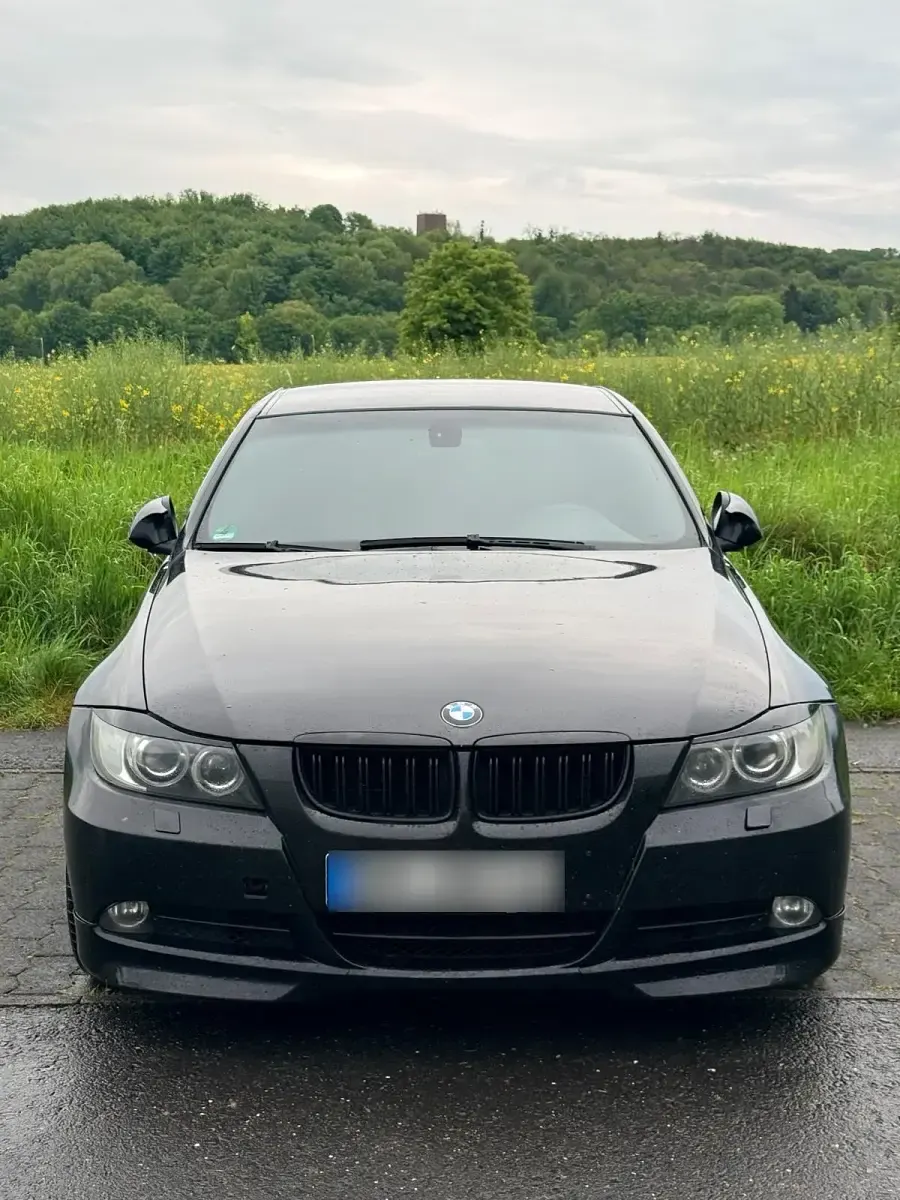 Gebraucht BMW 325 218 PS (160 kW) 2006 Schwarz Limousine