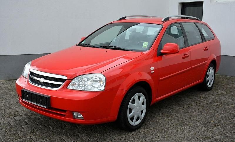 Rot Gebraucht 2009 Chevrolet Nubira CDX Kombi | 2.180 € (Teuer) - Bild 1/4