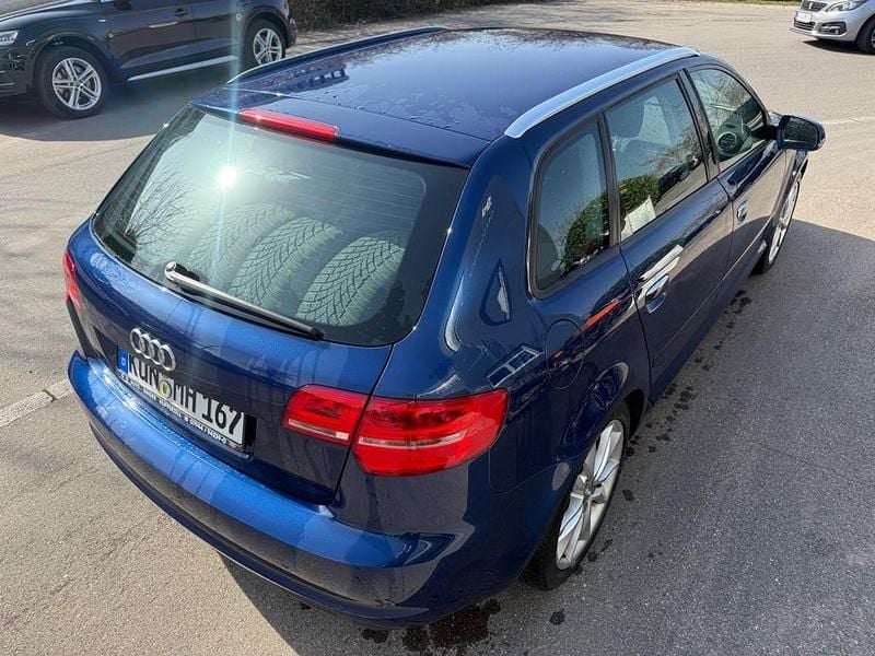 Gebraucht Audi A3 Sport 125 PS (91 kW) 2012 Blau Kleinwagen