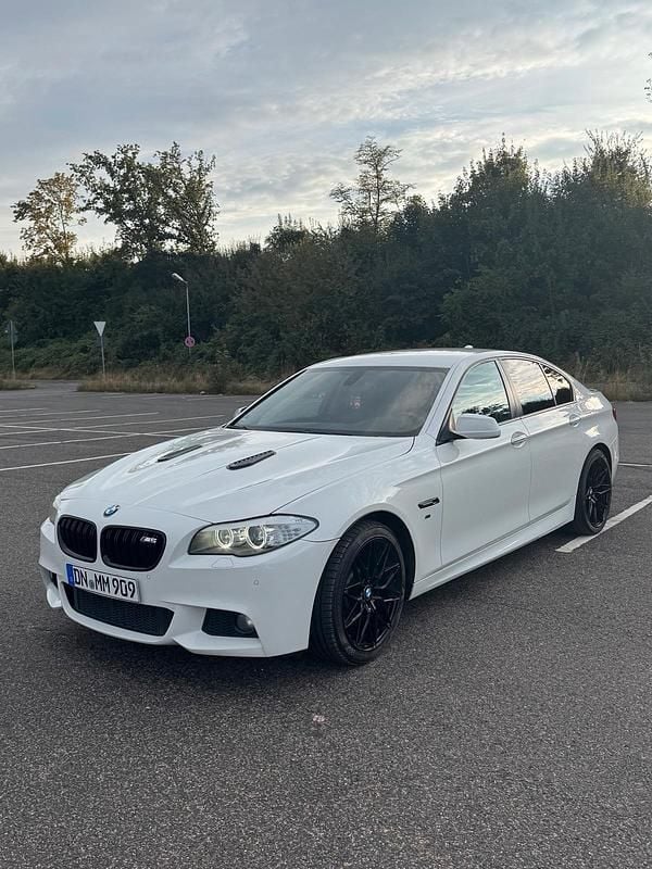Weiß Gebraucht 2012 BMW 535 M Sport Limousine | 13.500 € (Guter Preis) - Bild 1/4