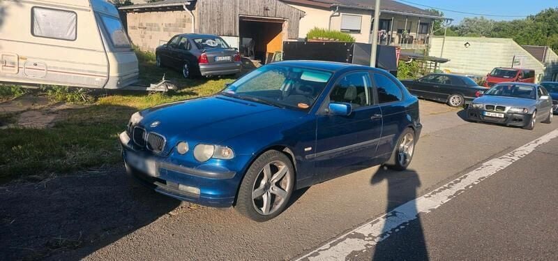 Blau Gebraucht 2003 BMW 316 | 800 € (Superpreis) - Bild 1/4