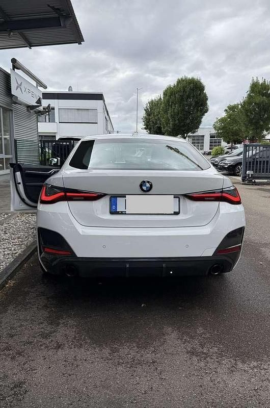 Gebraucht BMW 420 Coupé M Sport 190 PS (139 kW) 2022 Weiß Coupé