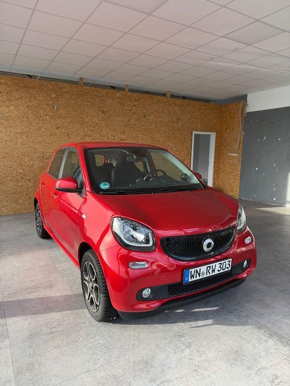 Rot Gebraucht 2017 Smart ForFour Prime Kleinwagen | 8.000 € (Fairer Preis) - Bild 1/4