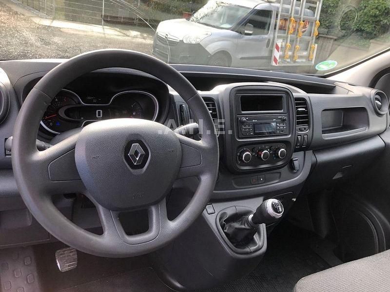 Gebraucht Renault Trafic 120 PS (88 kW) 2021 Grau Van / Kleinbus