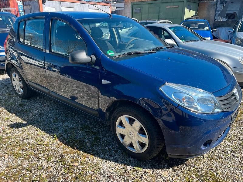 Gebraucht Dacia Sandero 75 PS (55 kW) 2009 Blau Kleinwagen