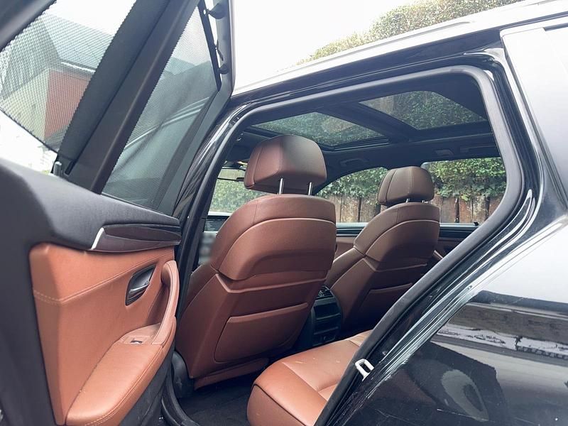 Gebraucht BMW 525 204 PS (150 kW) 2011 Schwarz Kombi