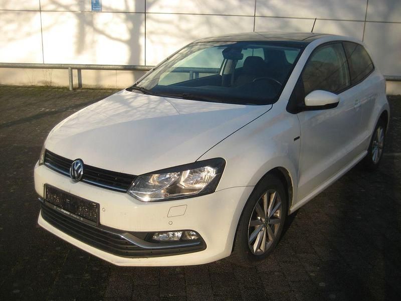 Weiß Gebraucht 2015 VW Polo LOUNGE | 6.500 € (Fairer Preis) - Bild 1/4
