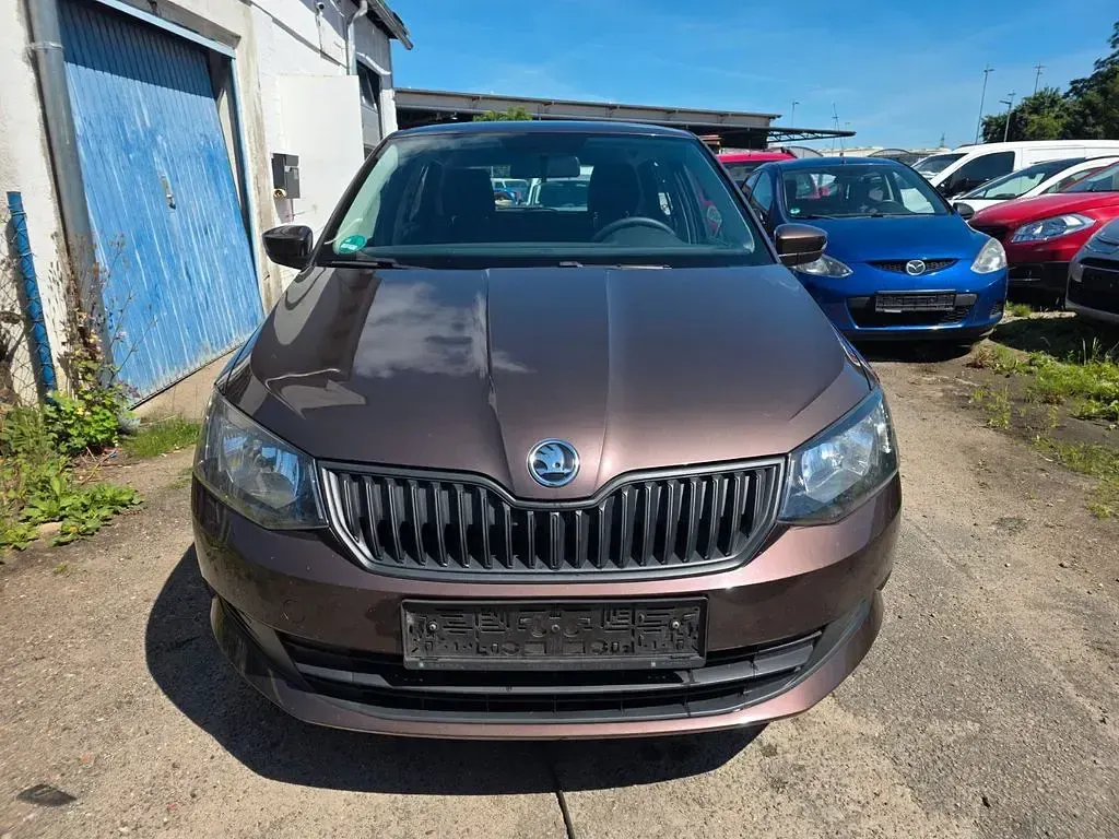 Gebraucht Skoda Fabia Cool Edition 60 PS (44 kW) 2016 Braun Limousine