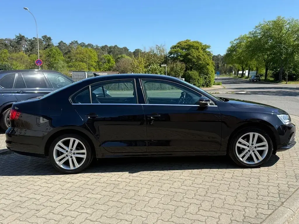 Brugt VW Jetta 125 HK (91 kW) 2015 Sort Sedan
