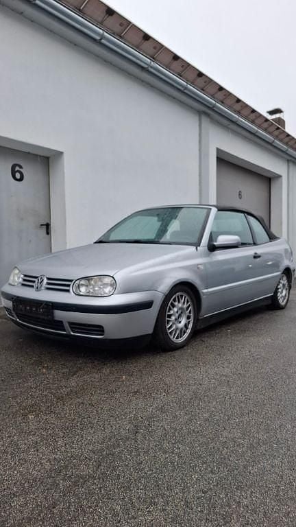Gebraucht VW Golf Cabriolet Conceptline 116 PS (85 kW) 2002 Silber Cabrio
