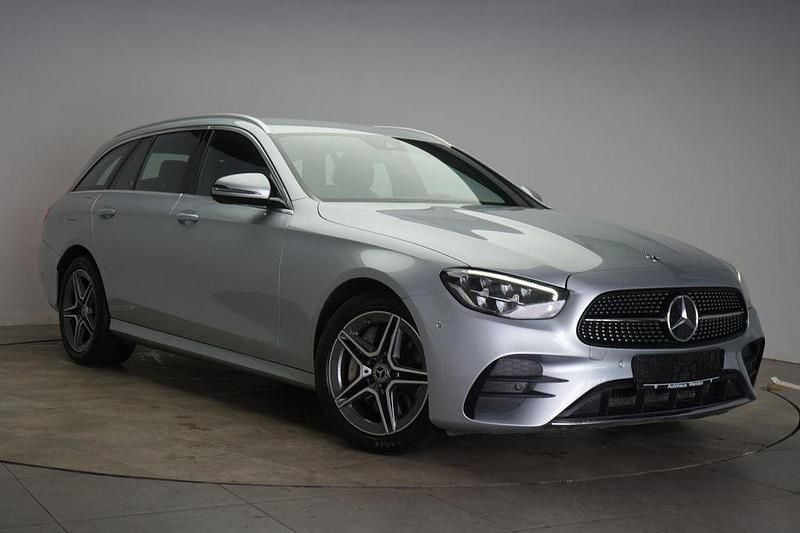 Gebraucht Mercedes E300 AMG 194 PS (142 kW) 2020 Silber Limousine