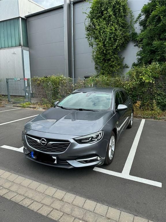 Grau Gebraucht 2017 Opel Insignia Innovation Kombi | 13.900 € (Guter Preis) - Bild 1/4