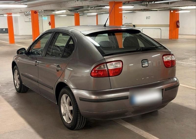 Gebraucht Seat Leon Stella 105 PS (77 kW) 2005 Grau Kleinwagen